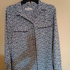 LOFT Blouse Top Size Medium Animal Print Black White Long Sleeve Hidden Buttons